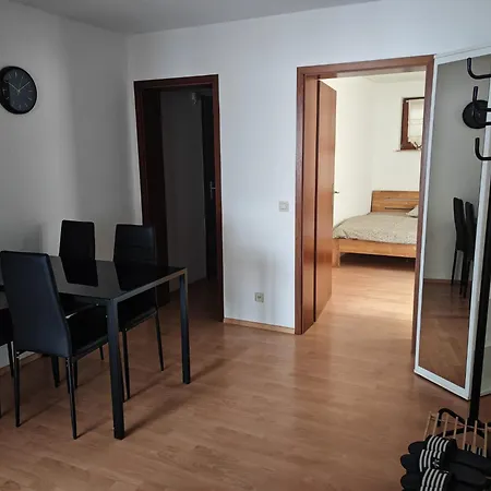 24 Apartman *